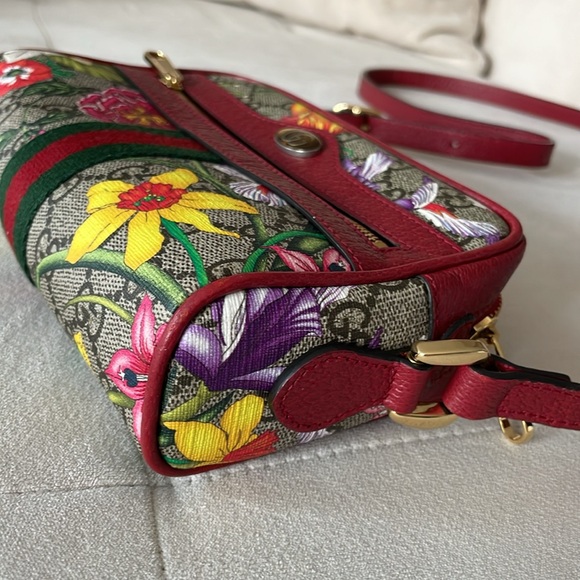 Gucci crossbody purse - excellent condition - Picture 9 of 12